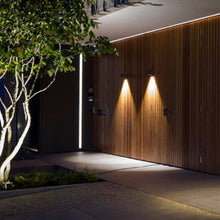 Afbeelding in Gallery-weergave laden, In-Lite Ace Down Wall 12V - White